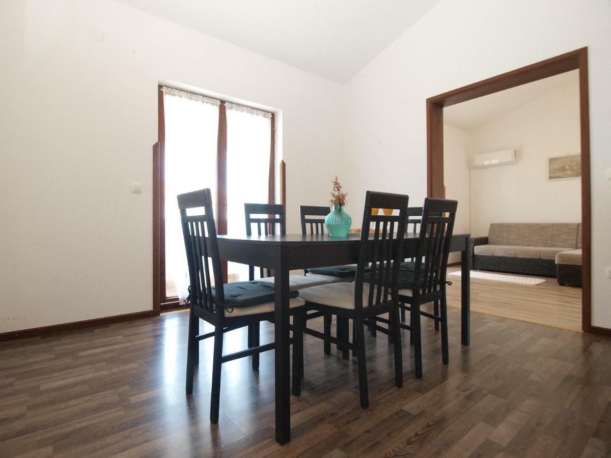 Apartemnts Guido 762 Apartment Pjescana Uvala Exterior photo